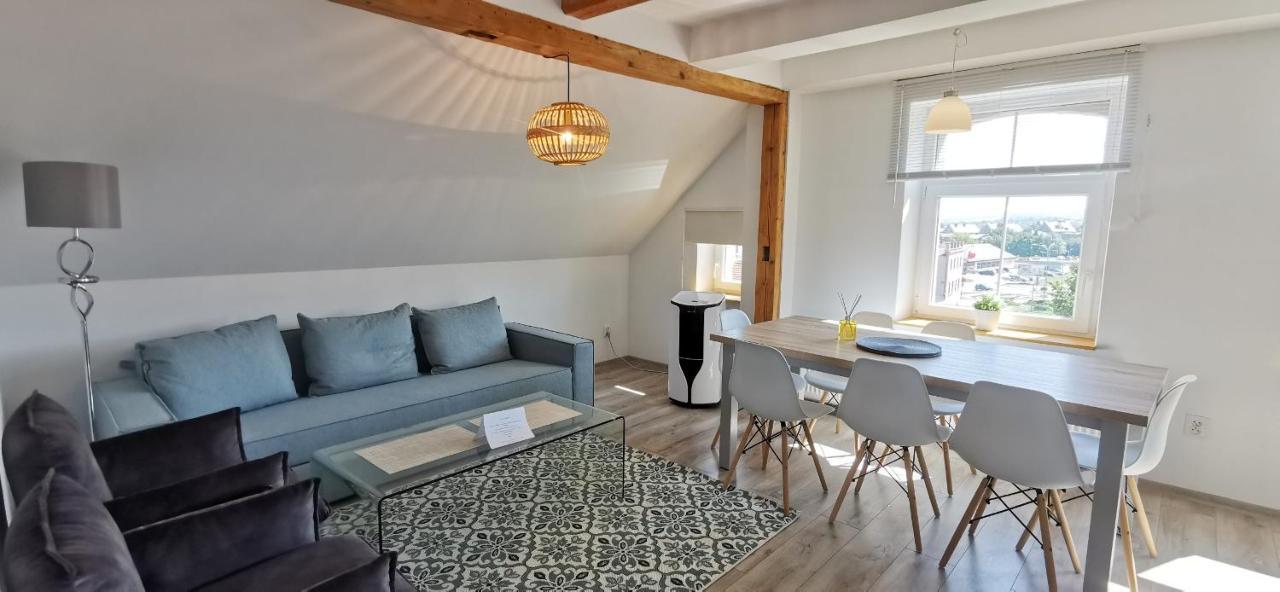 Klimatyczny Apartament Nr 8 Z Widokiem Na Gory Sowie Bielawa  Bagian luar foto