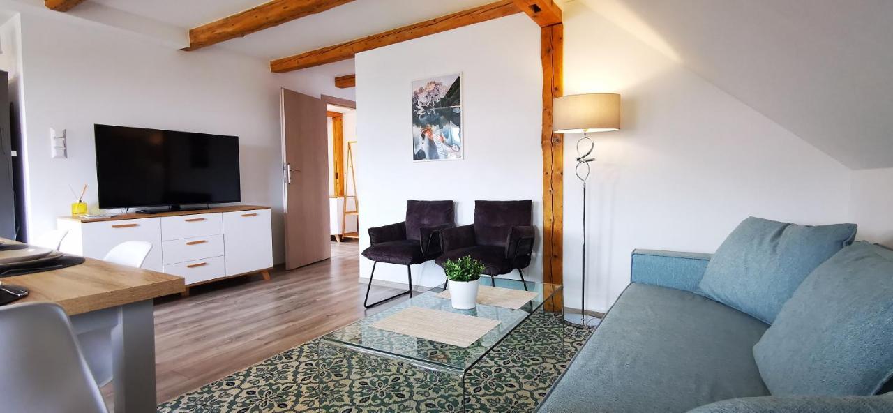 Klimatyczny Apartament Nr 8 Z Widokiem Na Gory Sowie Bielawa  Bagian luar foto