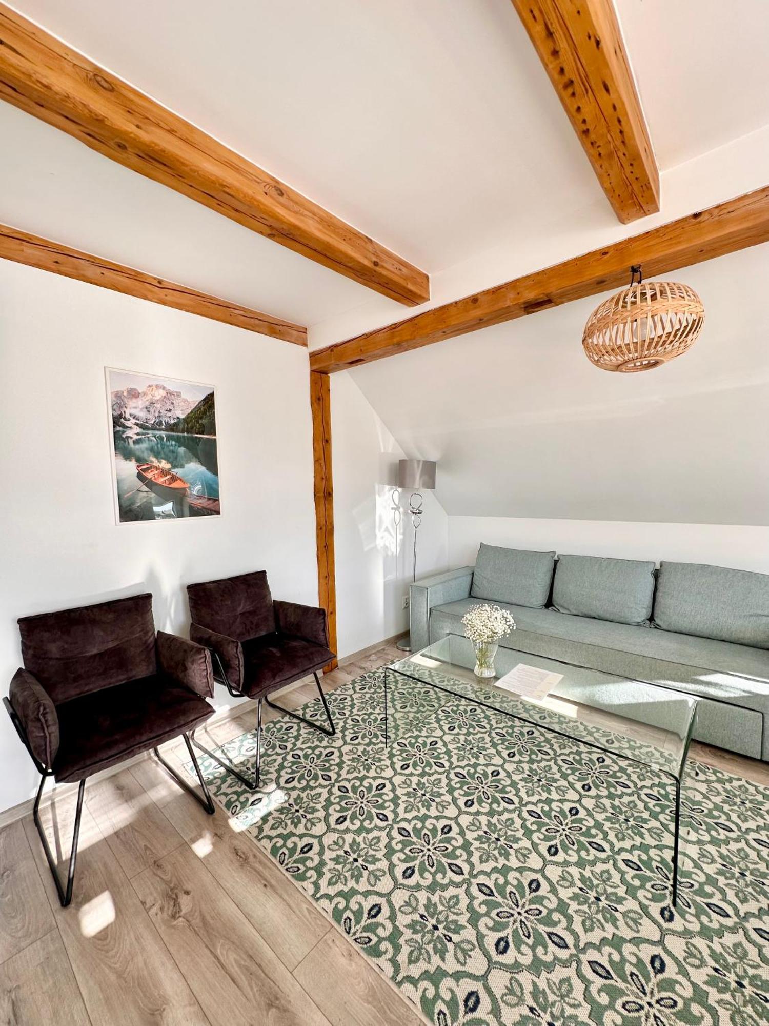 Klimatyczny Apartament Nr 8 Z Widokiem Na Gory Sowie Bielawa  Bagian luar foto